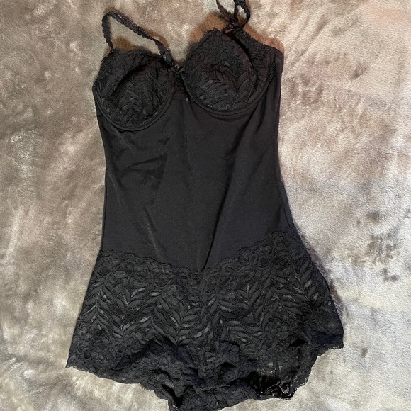 Roselle Black Sheer and hard Lace Body Suit Romper Girdle. M size - Picture 1 of 7